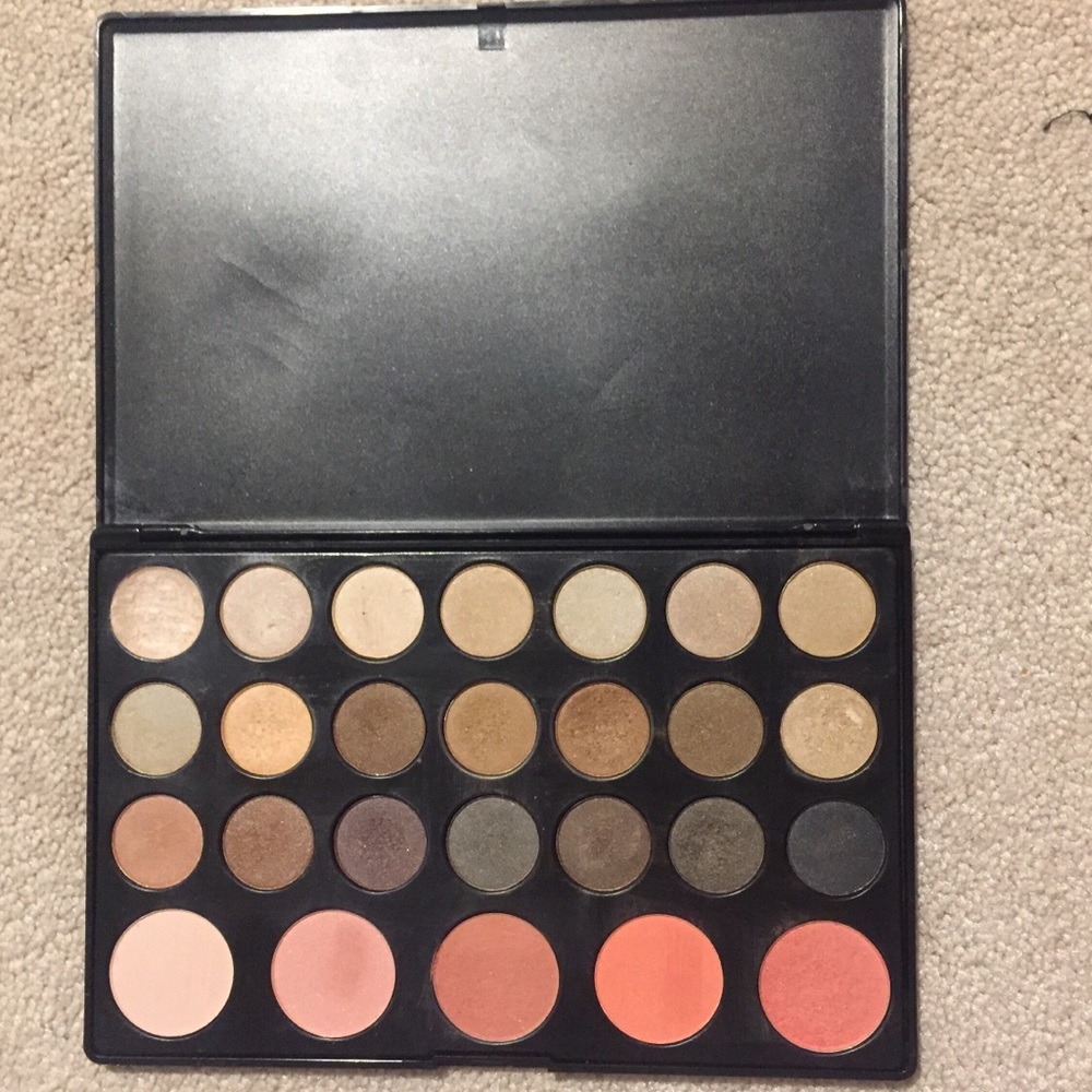 Eyeshadow and Blush Palette
